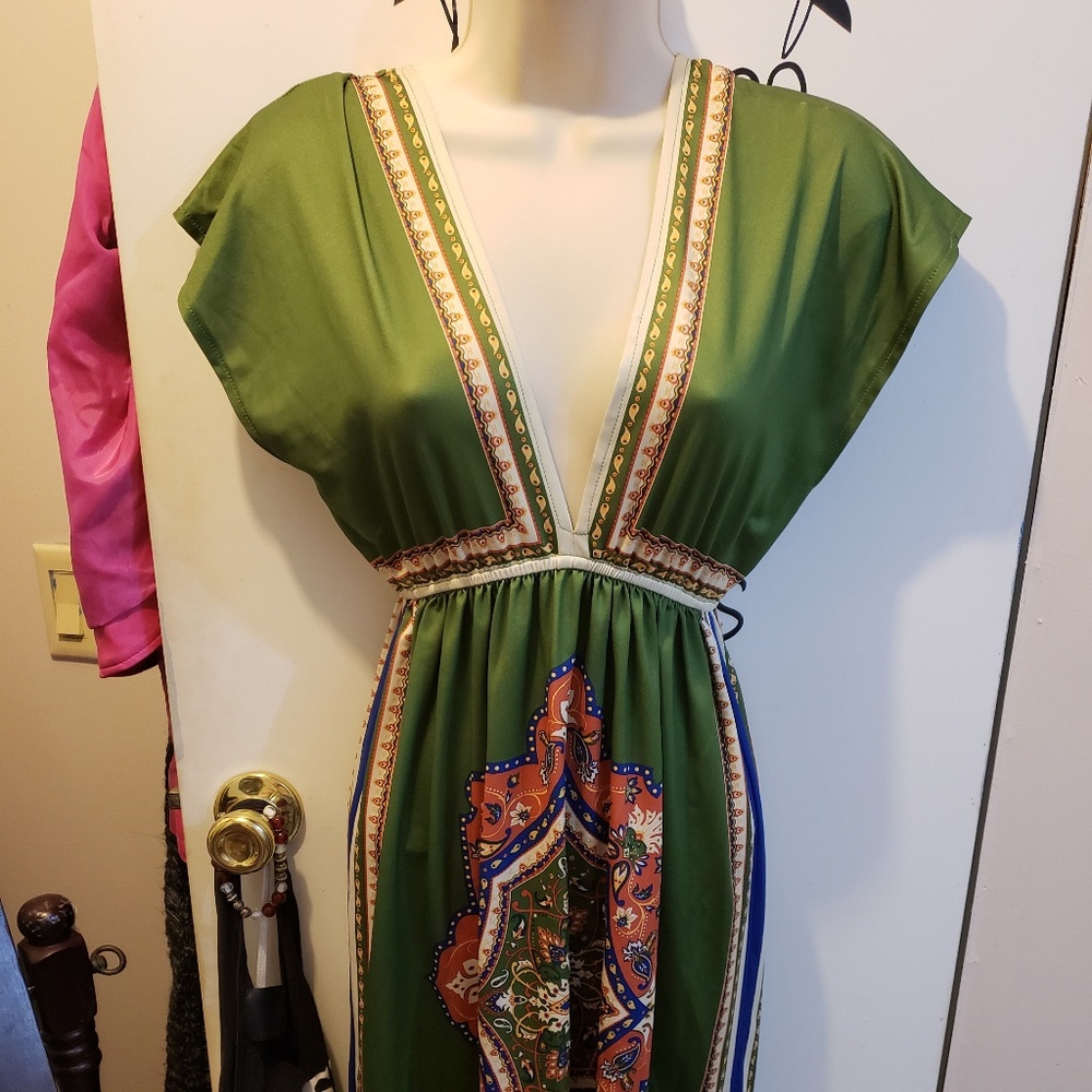 Flying Tomato Boho V Dress